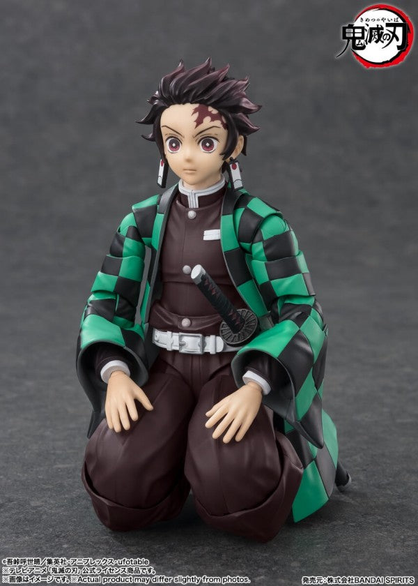 DEMON SLAYER - S.H.FIGUARTS - TANJIRO KAMADO